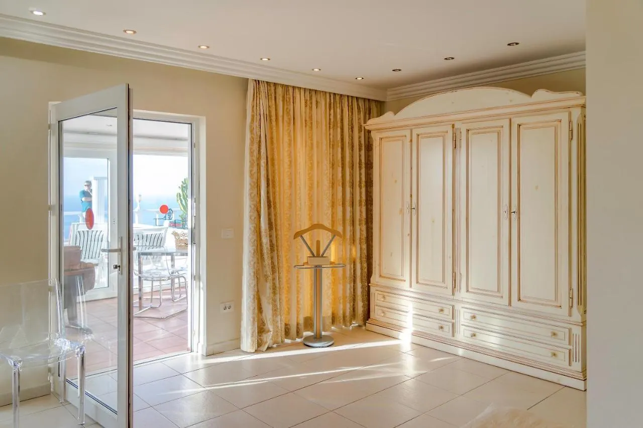 Relaxing Villa Heated Pool Luxurious Views Massage Santa Ursula